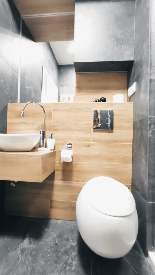 Skawinska 10 By Homeprime Krakau Buitenkant foto
